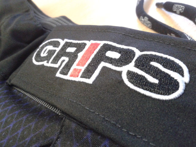 Grips-Velcro