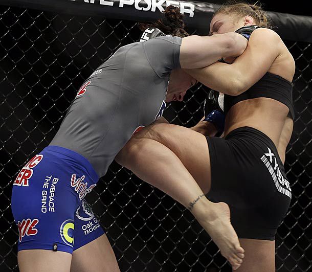 rousey-knee