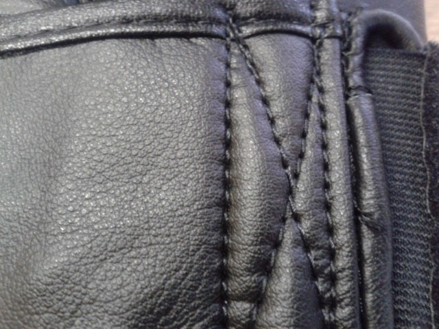 Ikusa-Stitching-Detail
